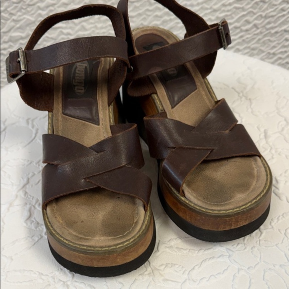 Vintage BONGO Brown Leather Platform Wedge Sandals Made In Brazil